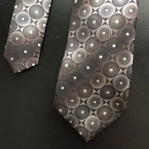 Van Heusen necktie